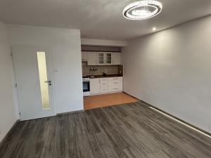 Pronájem bytu 2+kk, Pardubice, Havlíčkova, 59 m2