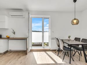Prodej bytu 3+kk, Jesenice, Cedrová, 74 m2