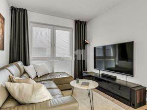 Prodej bytu 3+kk, Jesenice, Cedrová, 74 m2