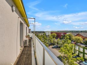 Prodej bytu 3+kk, Jesenice, Cedrová, 74 m2
