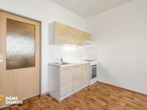 Prodej bytu 1+kk, Zlín, Větrná, 26 m2