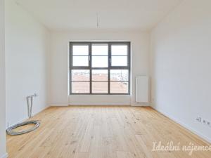 Pronájem bytu 1+kk, Brno, Bratislavská, 25 m2