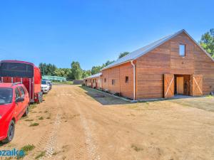 Pronájem zemědělské usedlosti, Sulice, 300 m2
