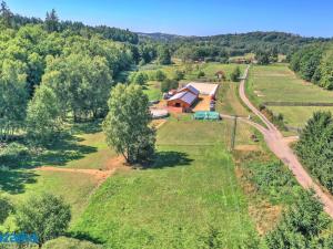 Pronájem zemědělské usedlosti, Sulice, 300 m2