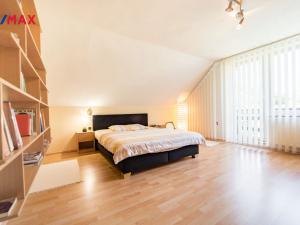 Prodej rodinného domu, Dolní Hbity - Jelence, 202 m2