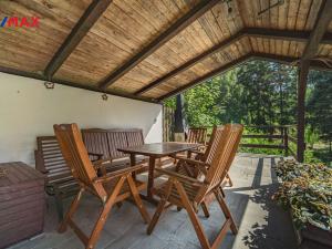 Prodej rodinného domu, Dolní Hbity - Jelence, 202 m2