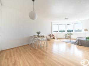 Prodej bytu 2+kk, Mladá Boleslav, Laurinova, 62 m2