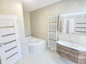 Prodej rodinného domu, Bedihošť, B. Němcové, 74 m2