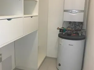 Pronájem atypického bytu, Praha - Vinohrady, U Havlíčkových sadů, 131 m2