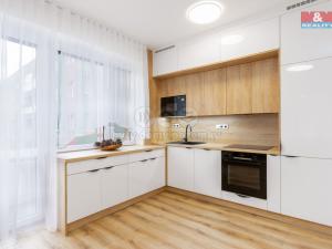 Prodej bytu 2+kk, Havířov, Hálkova, 45 m2