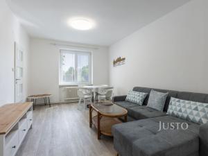 Pronájem bytu 2+1, Uherské Hradiště, Štefánikova, 52 m2