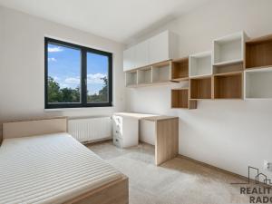 Pronájem bytu 4+kk, Praha - Vysočany, Svatošových, 130 m2