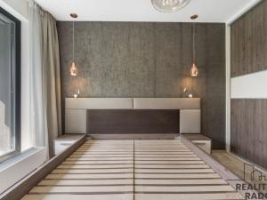 Pronájem bytu 4+kk, Praha - Vysočany, Svatošových, 130 m2