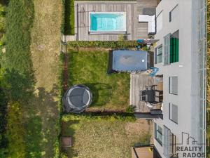Pronájem bytu 4+kk, Praha - Vysočany, Svatošových, 130 m2