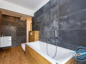 Prodej bytu 3+kk, Ostrava, U Lesa, 63 m2