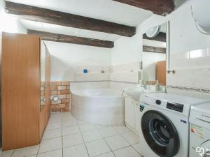 Prodej rodinného domu, Sobotín, 210 m2