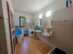 Pronájem rodinného domu, Třebotov, V Zálesí, 350 m2