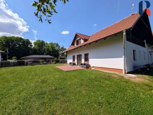 Pronájem rodinného domu, Třebotov, V Zálesí, 350 m2