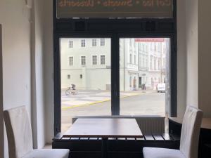 Pronájem kanceláře, Hradec Králové, Velké náměstí, 88 m2