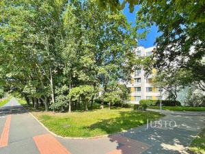 Pronájem bytu 3+1, Praha - Kobylisy, Akátová, 62 m2