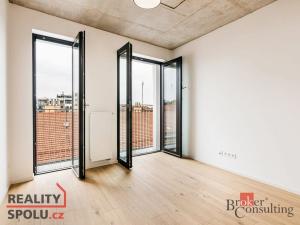 Pronájem bytu 1+kk, Brno, Bratislavská, 26 m2
