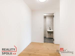 Pronájem bytu 1+kk, Brno, Bratislavská, 26 m2