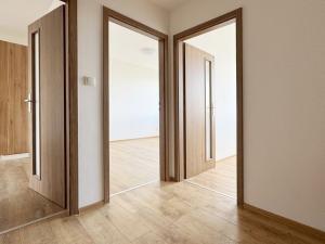 Pronájem bytu 4+kk, Kladno - Kročehlavy, Na růžovém poli, 71 m2