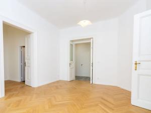 Pronájem bytu 3+1, Praha - Vinohrady, Lublaňská, 89 m2