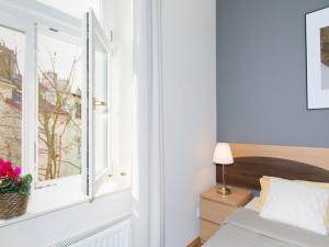 Pronájem bytu 2+kk, Praha - Vinohrady, Na Kozačce, 60 m2