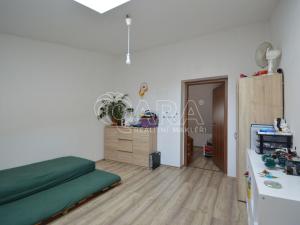 Pronájem bytu 3+1, Praha - Nusle, Čestmírova, 80 m2