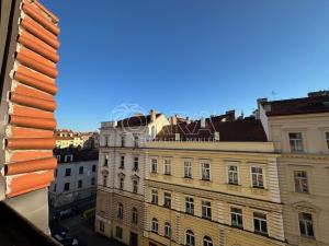 Pronájem bytu 3+1, Praha - Nusle, Čestmírova, 80 m2
