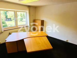 Pronájem kanceláře, Zlín, 90 m2