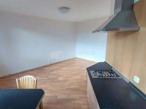 Pronájem bytu 1+kk, Praha - Střížkov, Varnsdorfská, 36 m2