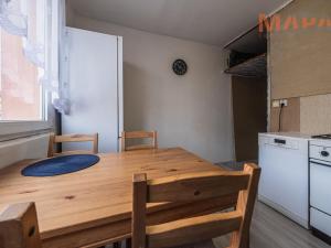 Prodej bytu 2+1, Chomutov, Dřínovská, 61 m2