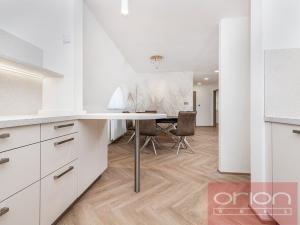 Pronájem bytu 3+1, Praha - Dejvice, Na viničních horách, 120 m2