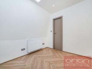 Pronájem bytu 3+1, Praha - Dejvice, Na viničních horách, 120 m2