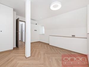 Pronájem bytu 3+1, Praha - Dejvice, Na viničních horách, 120 m2
