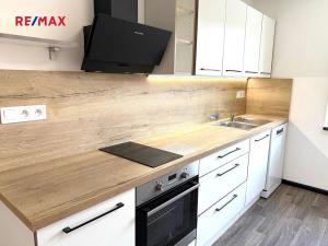 Pronájem bytu 2+kk, Slaný, Brožovského, 49 m2