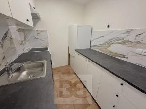 Pronájem bytu 2+kk, Praha - Řepy, Laudova, 44 m2