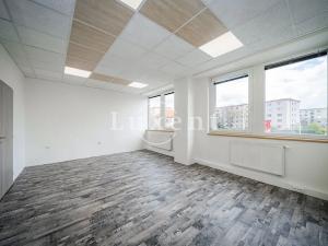 Pronájem kanceláře, Praha - Strašnice, Průběžná, 56 m2