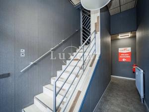 Pronájem kanceláře, Praha - Strašnice, Průběžná, 56 m2