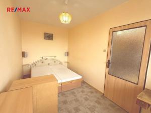 Prodej bytu 3+1, Praha - Záběhlice, Hledíková, 59 m2