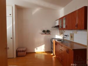 Pronájem bytu 1+1, Hodonín, Národní třída, 36 m2