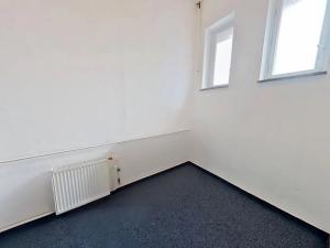Pronájem obchodního prostoru, Třebíč, Družstevní, 42 m2