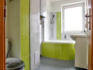 Pronájem bytu 2+kk, Králův Dvůr - Karlova Huť, Na Louce, 39 m2