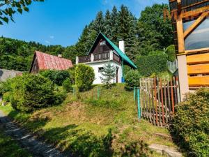 Prodej chaty, Kyselka - Radošov, 80 m2