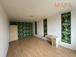 Pronájem bytu 2+1, Chomutov, Holešická, 62 m2