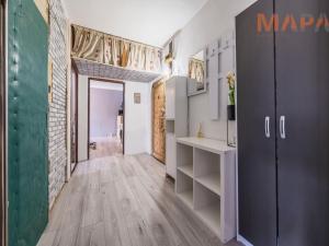 Prodej bytu 2+1, Chomutov, Dřínovská, 61 m2