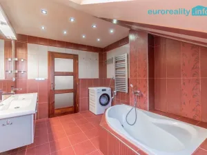 Prodej rodinného domu, Libeř - Libeň, 270 m2