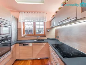 Prodej rodinného domu, Libeř - Libeň, 270 m2